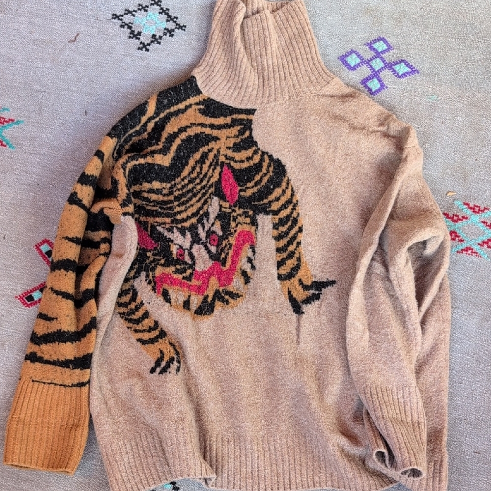 H&M Tan Sweater with Tiger Design